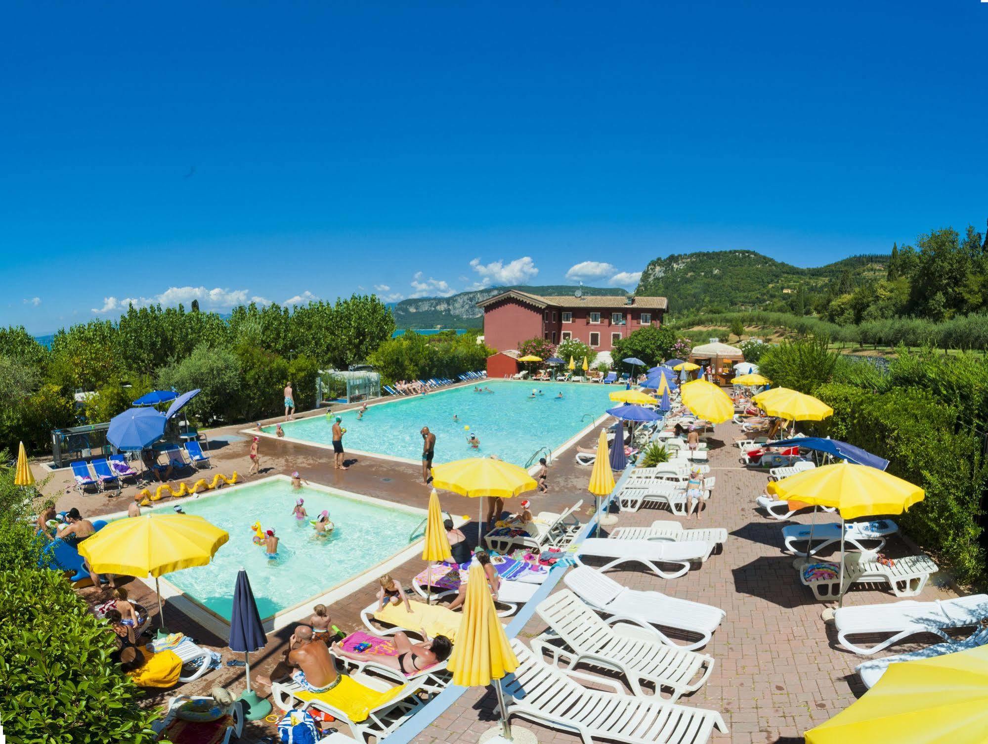 Camping Serenella バルドリーノ エクステリア 写真